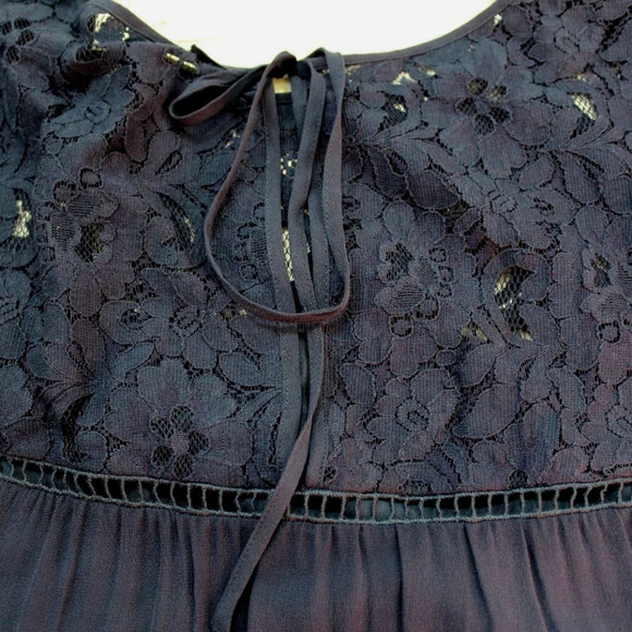Joie Romper Silk Eyelet Lace Navy Size Large - Picture 8 of 8